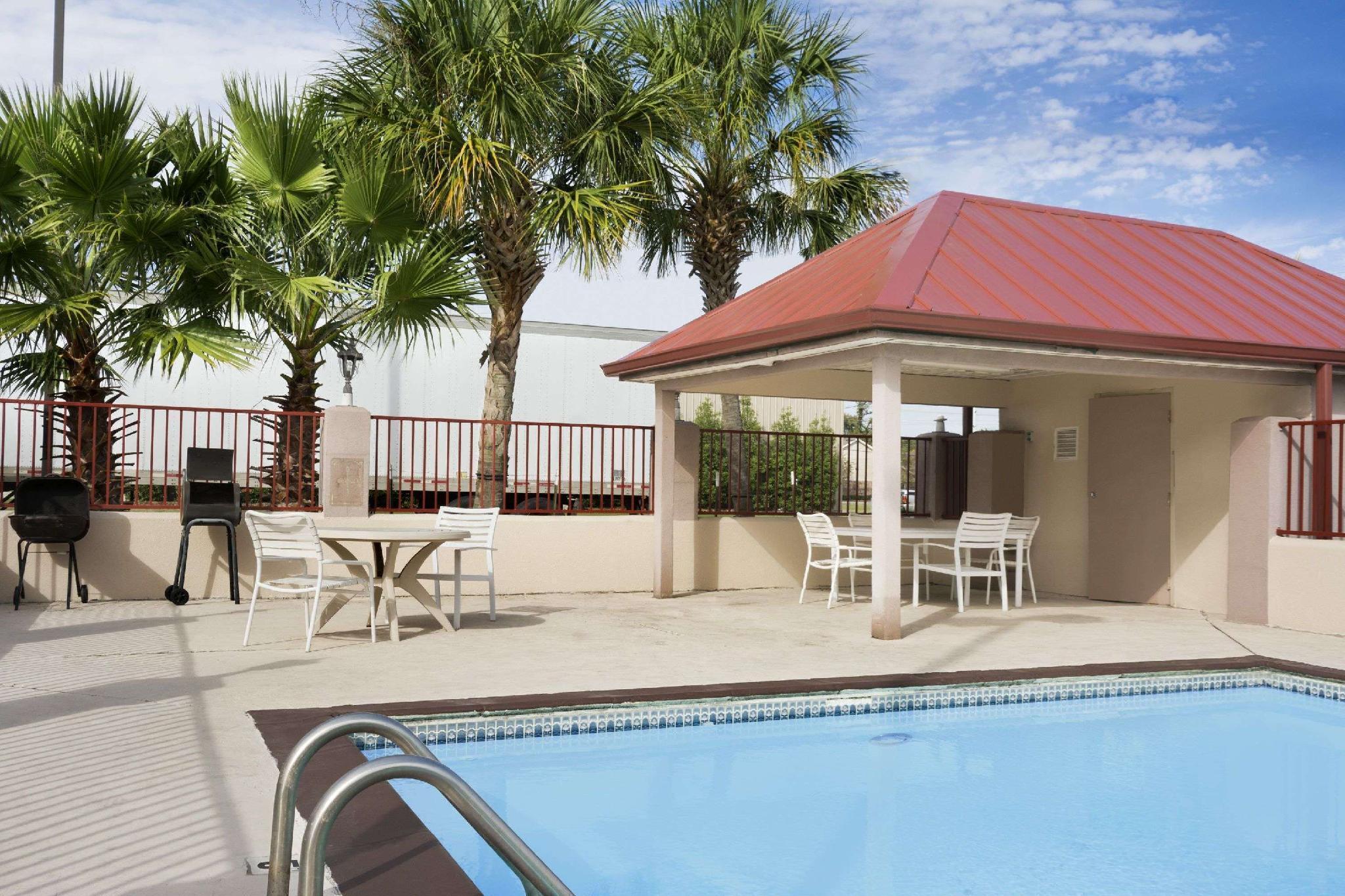 Super 8 Baton Rouge/I-12 Motel Ngoại thất bức ảnh