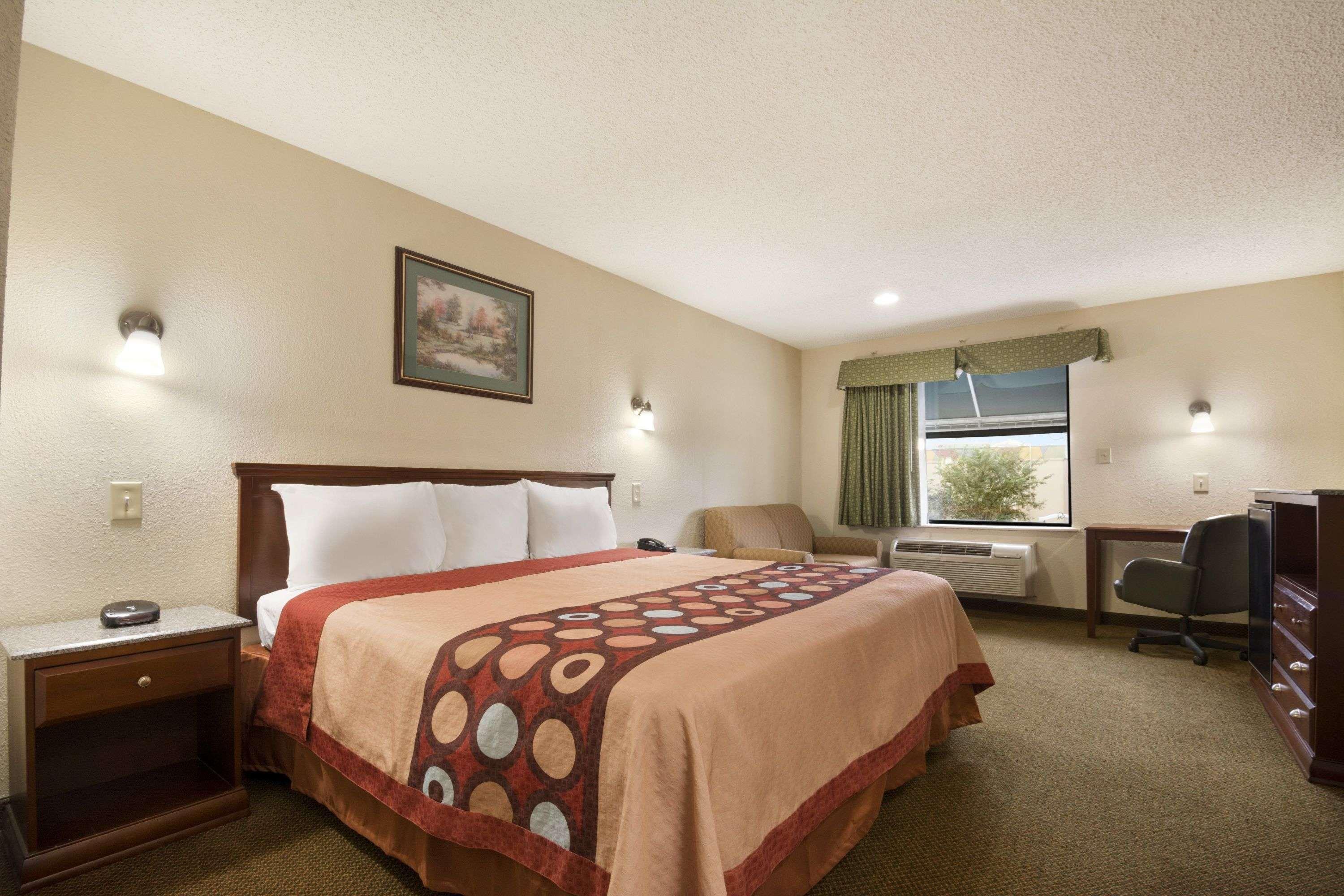 Super 8 Baton Rouge/I-12 Motel Ngoại thất bức ảnh